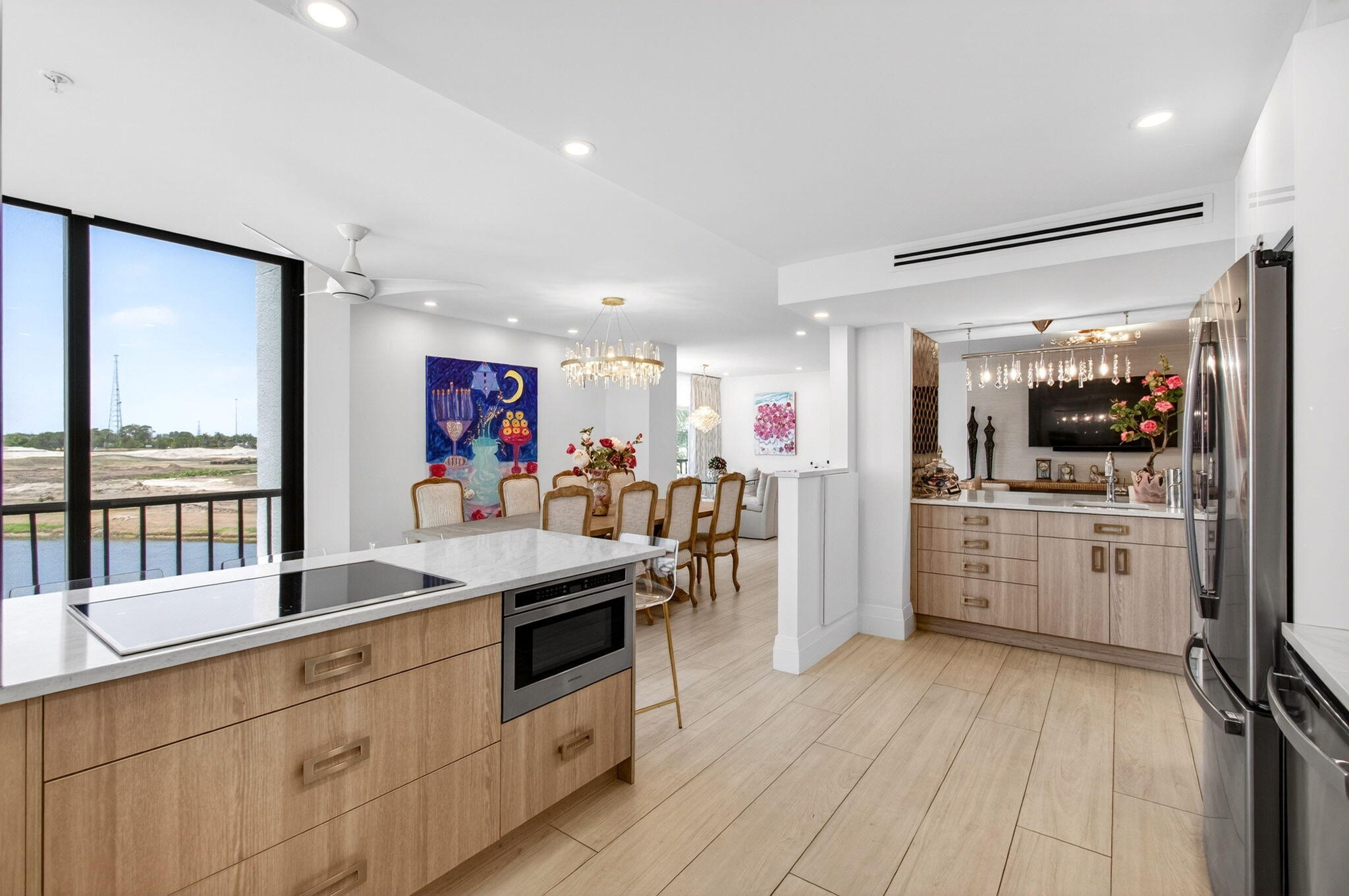 LAKEWOOD MIDRISE CONDO - Residential
