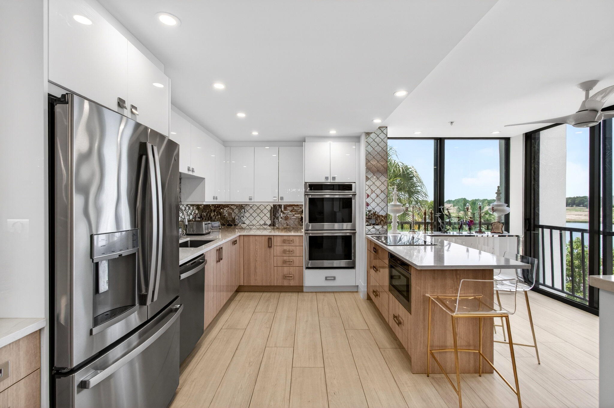 LAKEWOOD MIDRISE CONDO - Residential