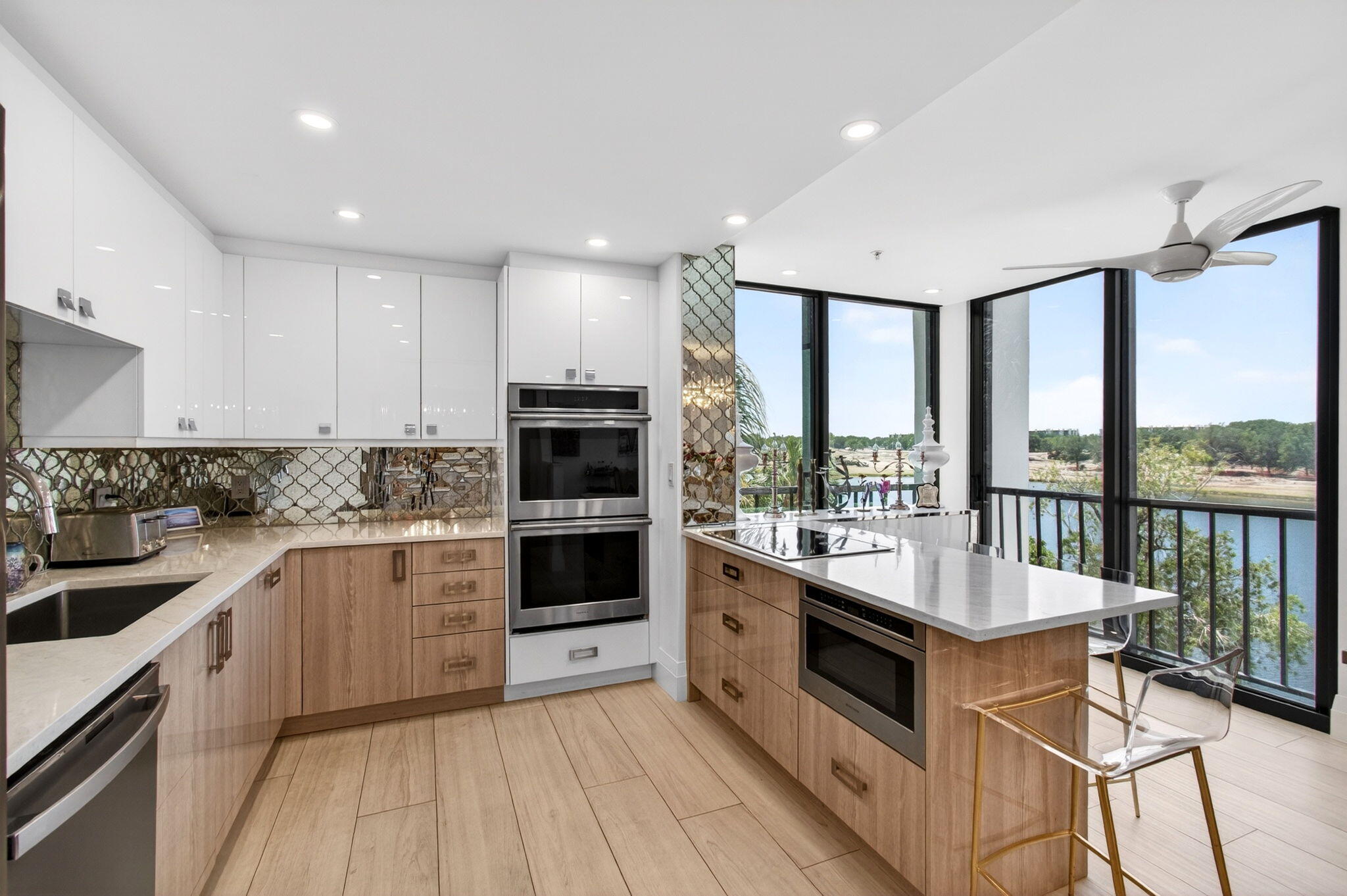 LAKEWOOD MIDRISE CONDO - Residential