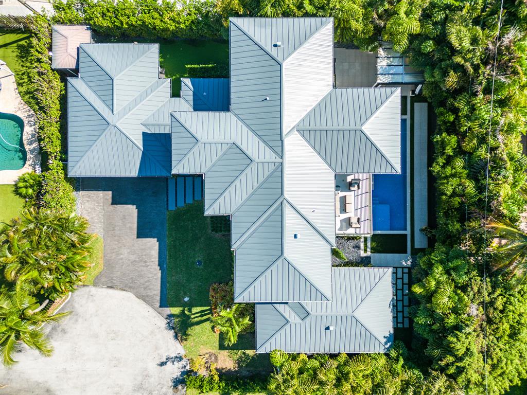 S/D OF 8-46-43 - Residential