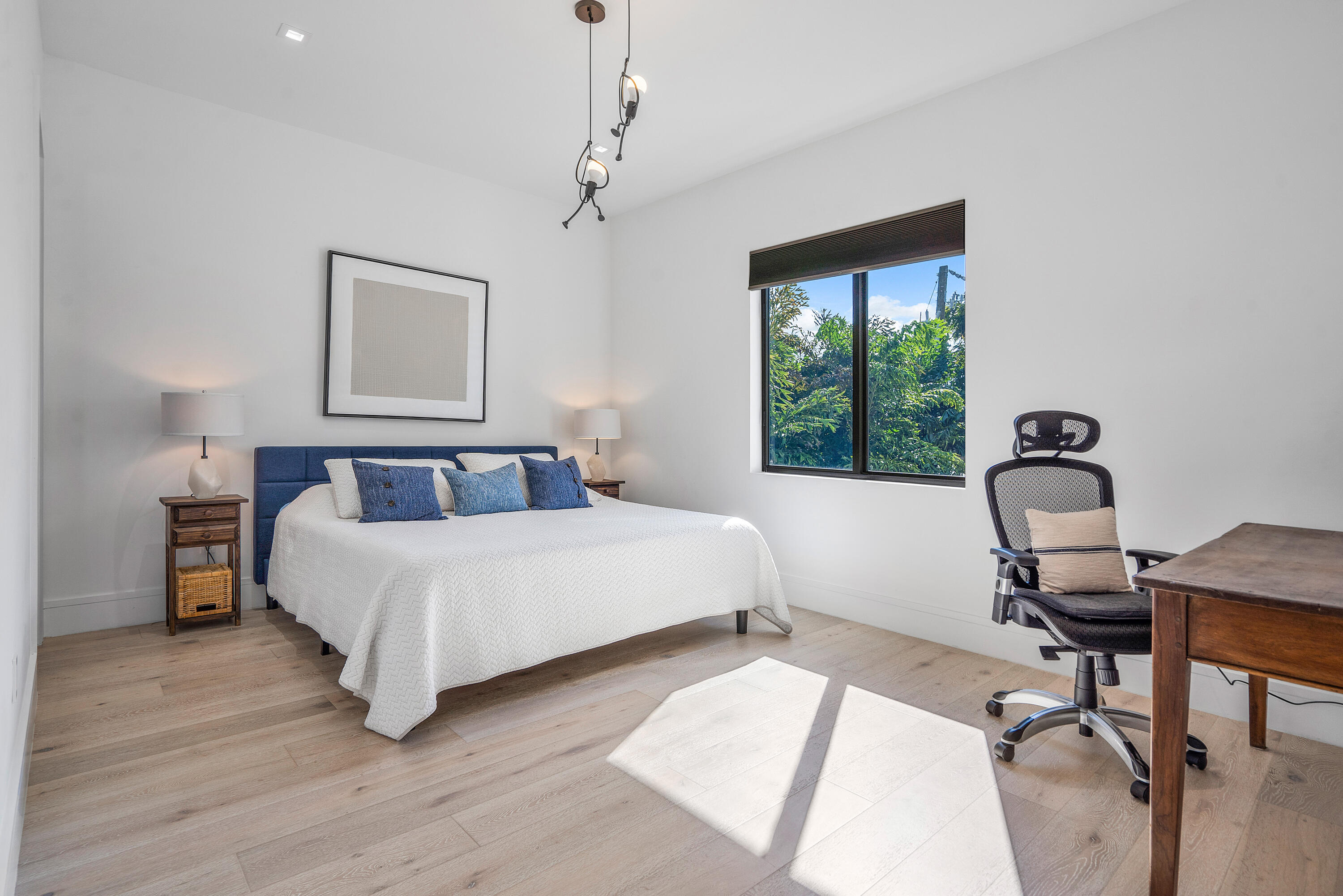 S/D OF 8-46-43 - Residential