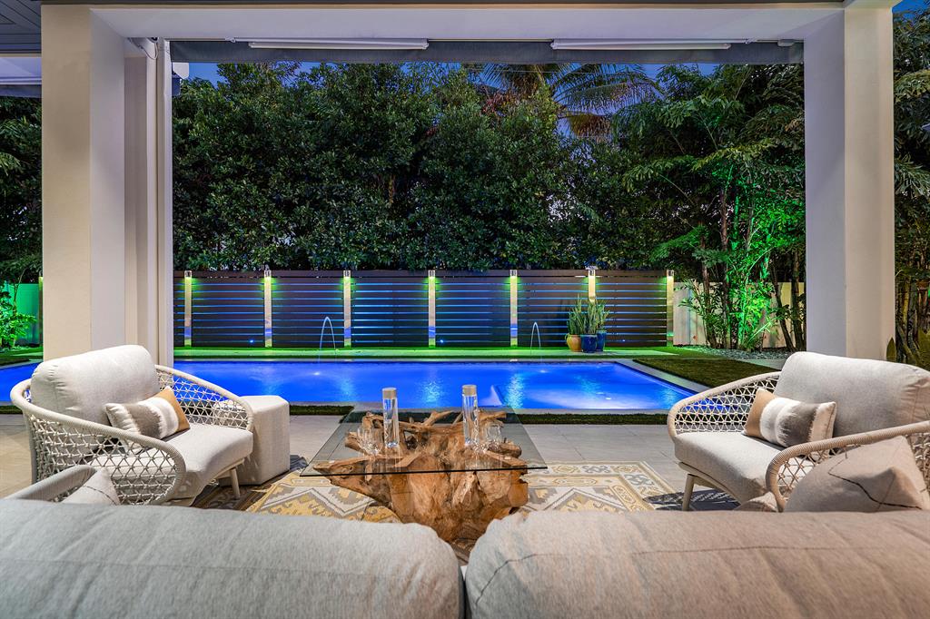 S/D OF 8-46-43 - Residential