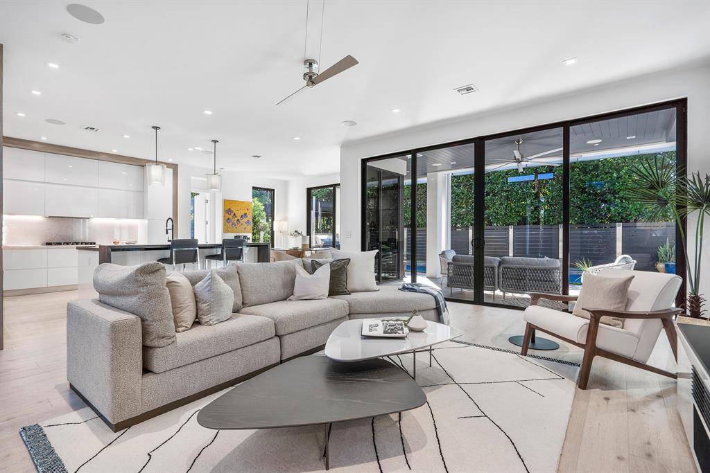 S/D OF 8-46-43 - Residential