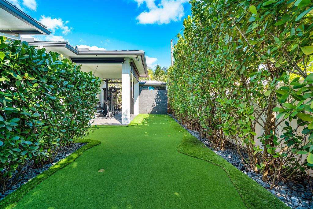 S/D OF 8-46-43 - Residential