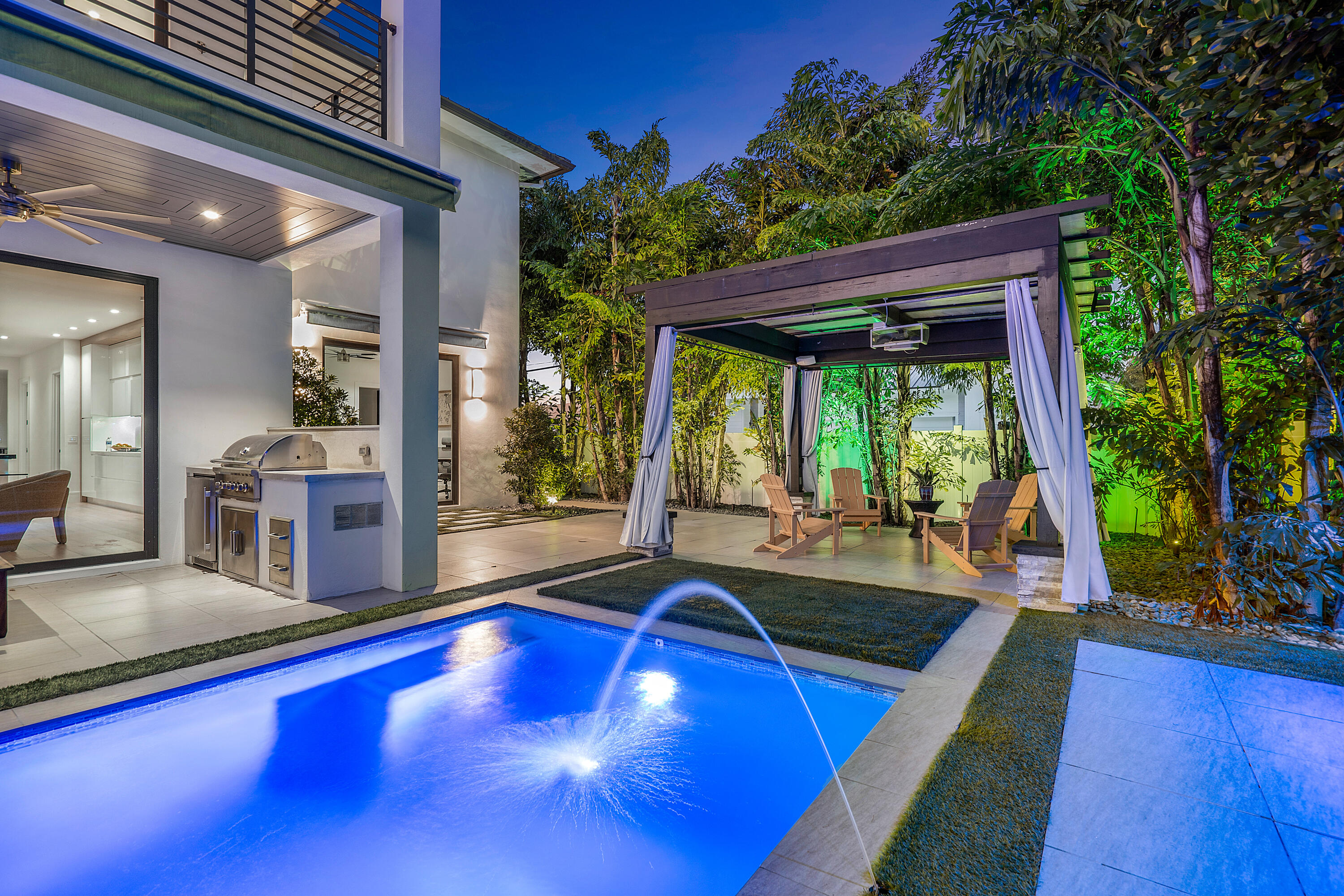 S/D OF 8-46-43 - Residential