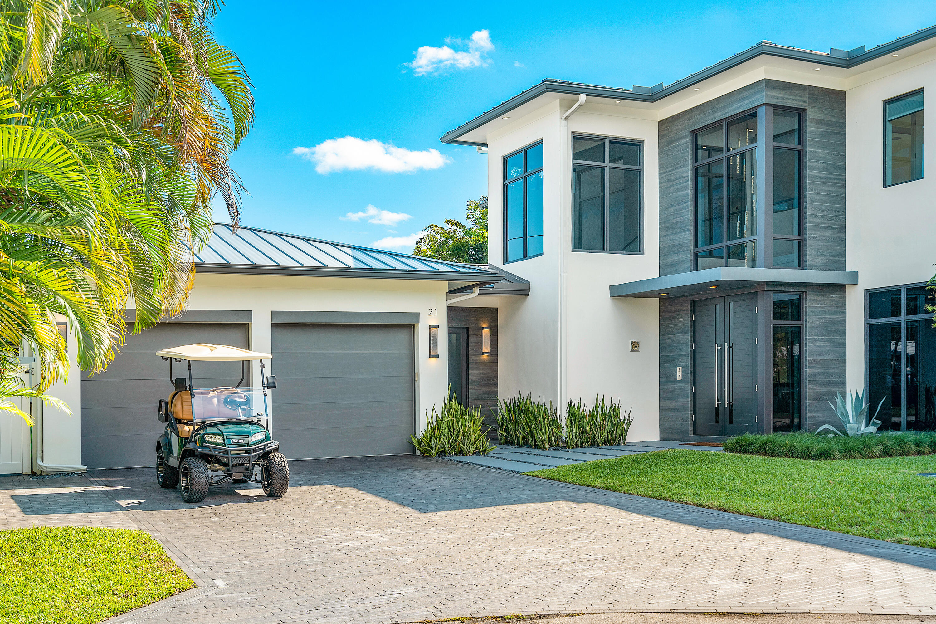 S/D OF 8-46-43 - Residential