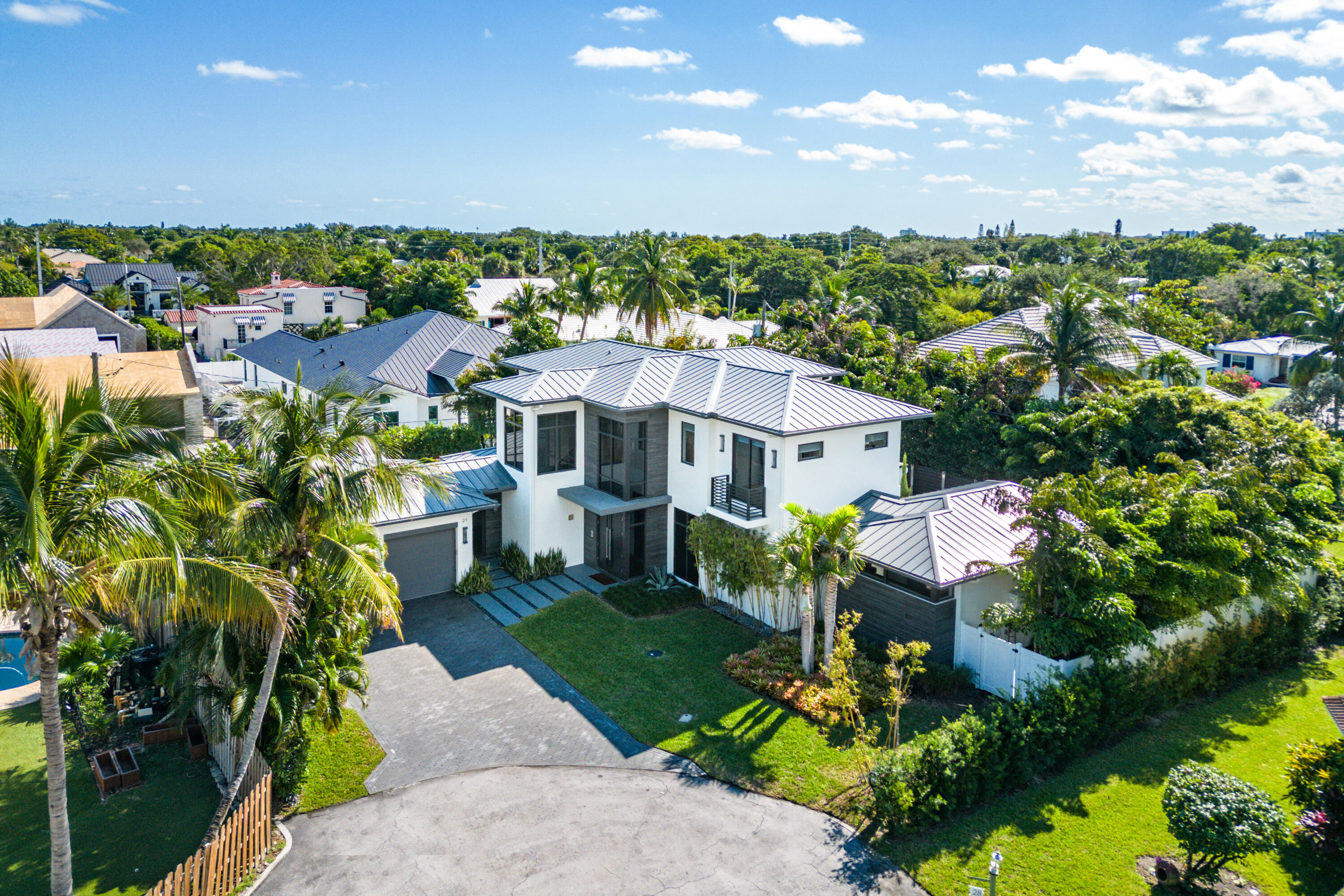 S/D OF 8-46-43 - Residential