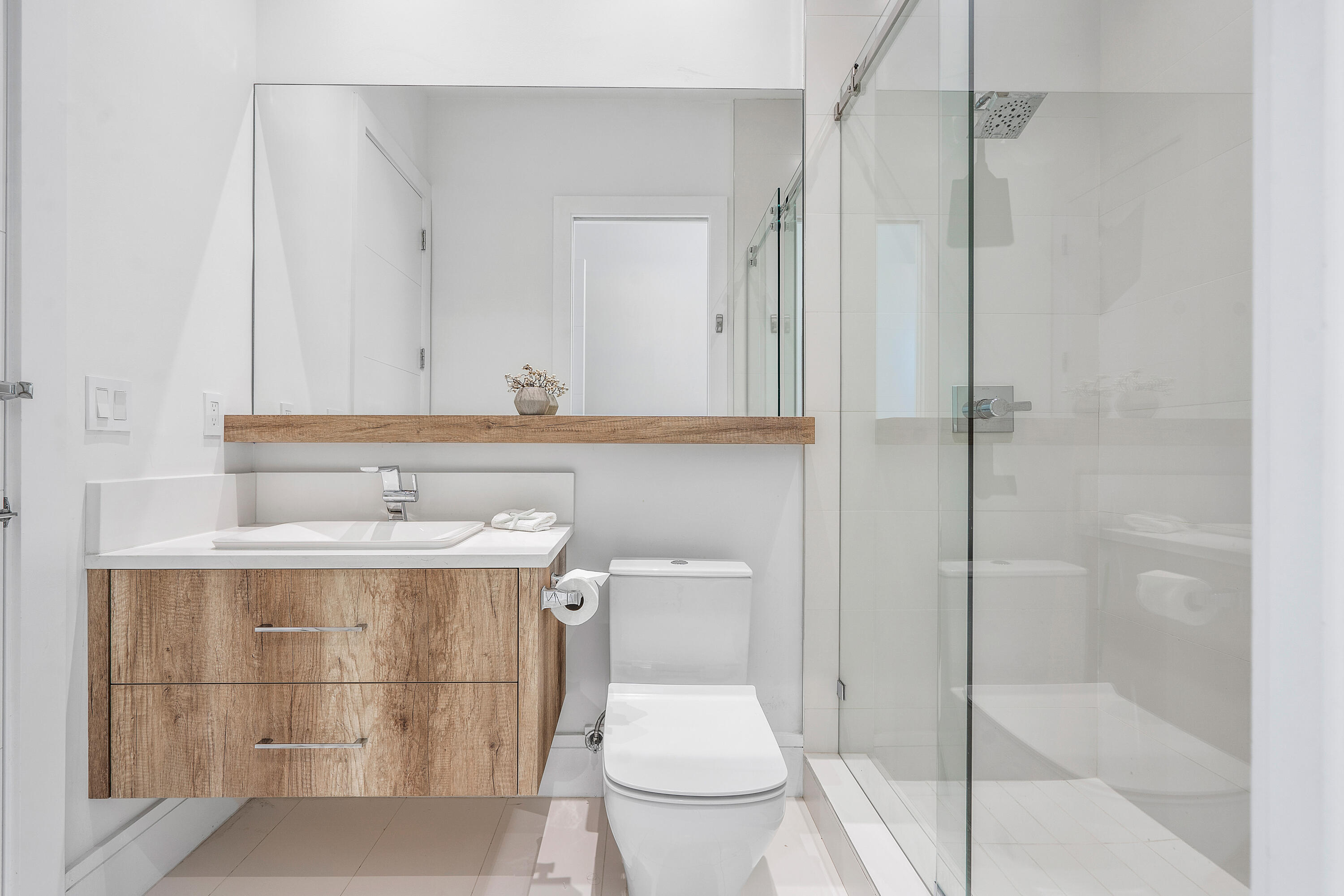 S/D OF 8-46-43 - Residential