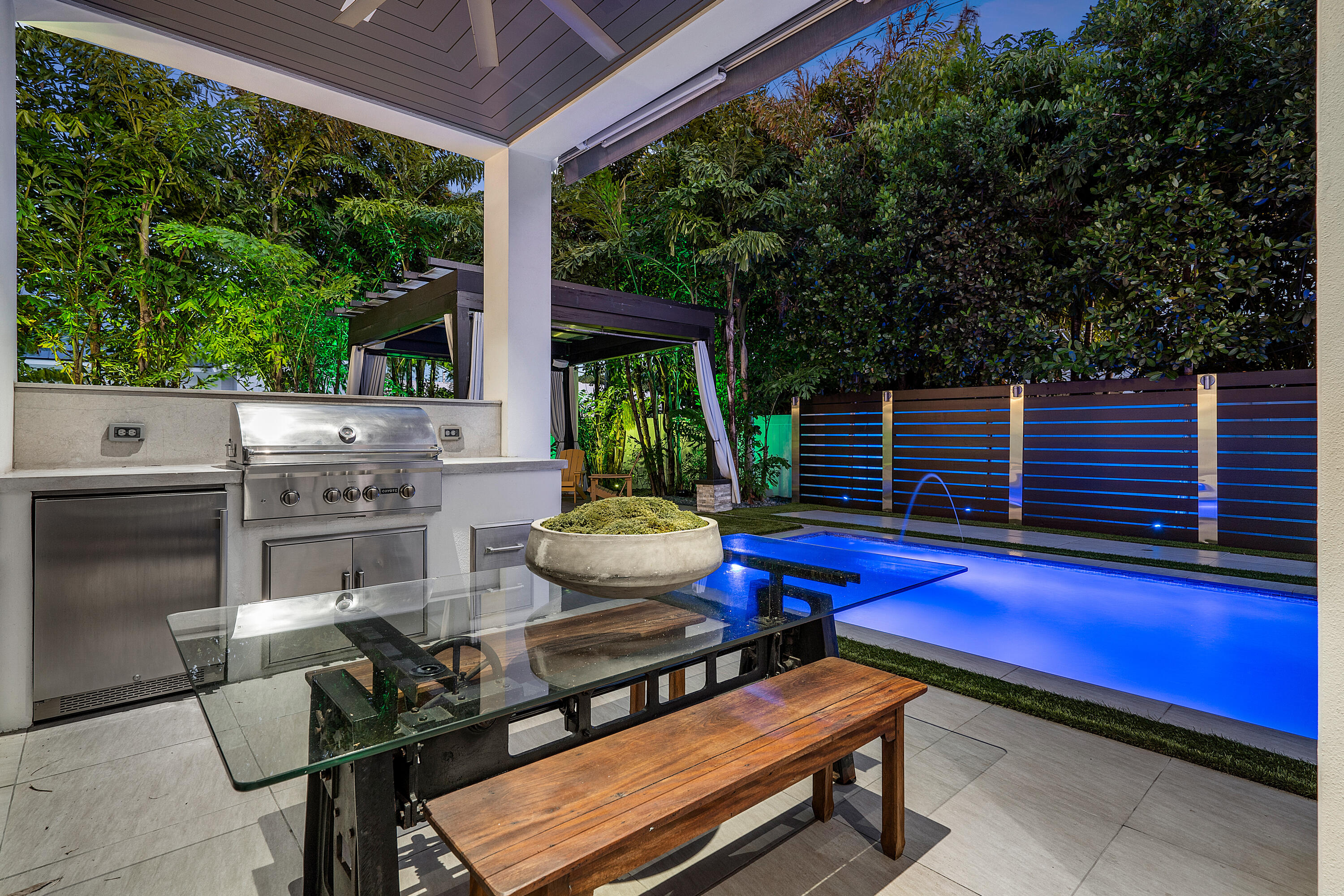 S/D OF 8-46-43 - Residential