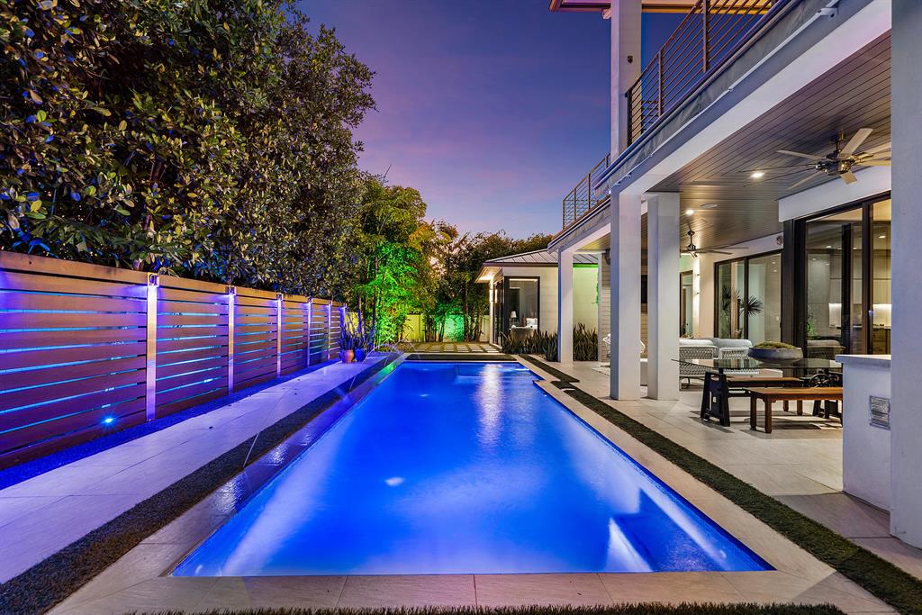 S/D OF 8-46-43 - Residential