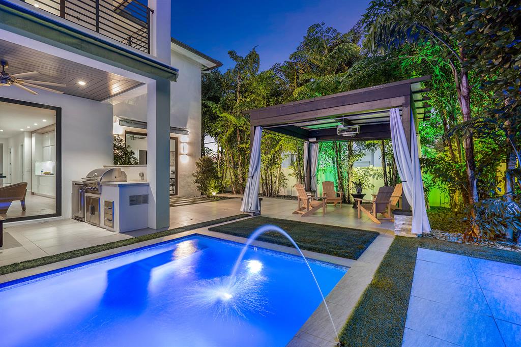 S/D OF 8-46-43 - Residential