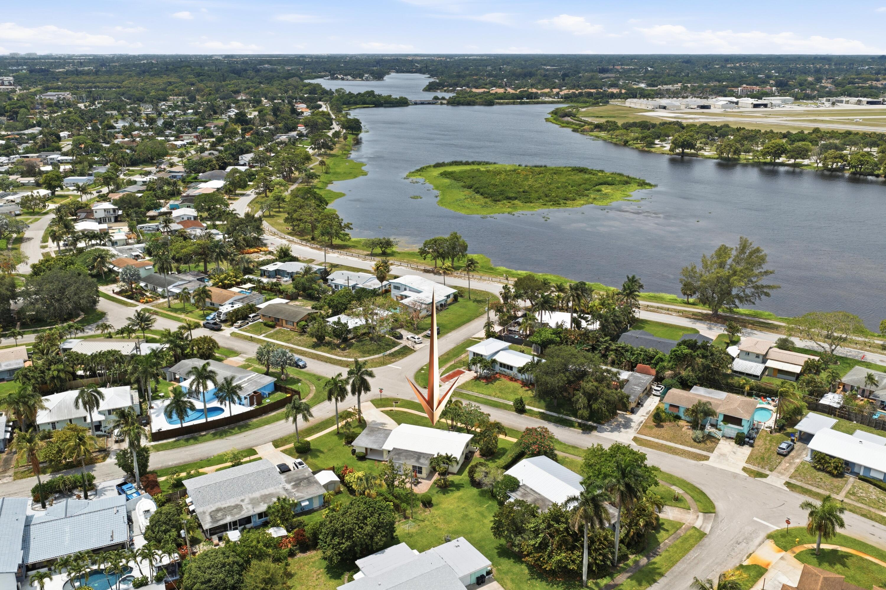 LAKE OSBORNE ESTATES 3 - Residential
