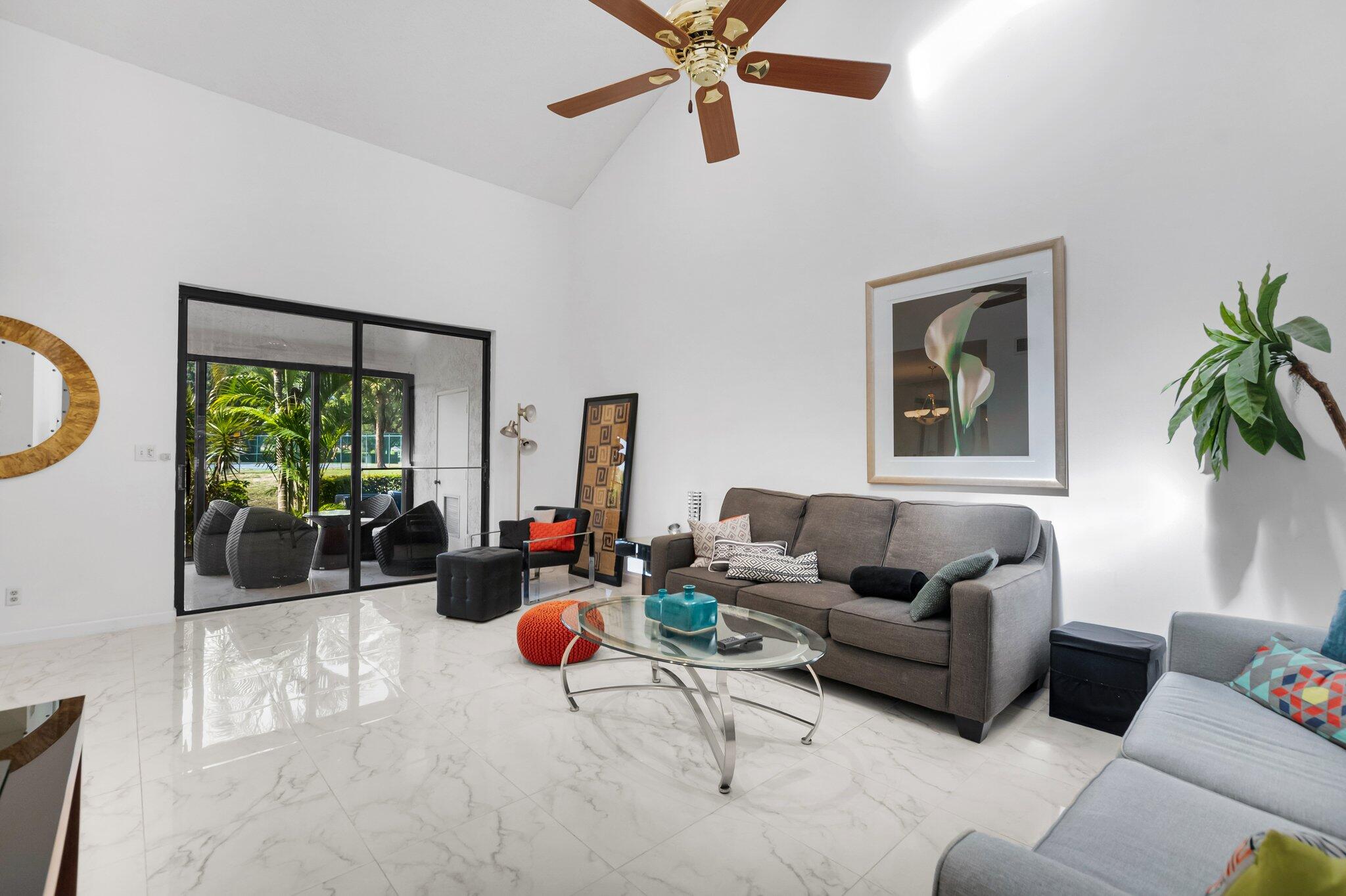 LA MIRADA AT BOCA POINTE CONDOS - Residential