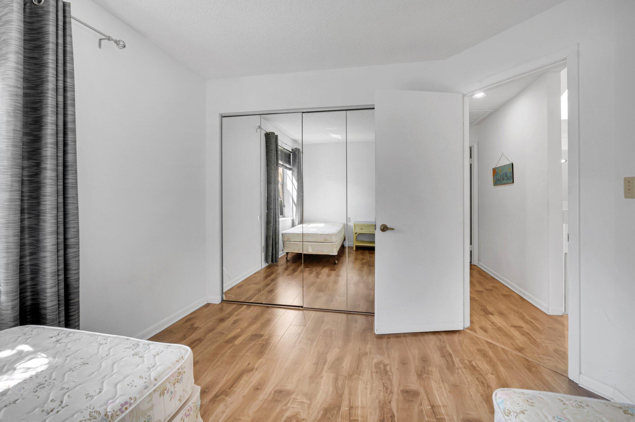 LA MIRADA AT BOCA POINTE CONDOS - Residential