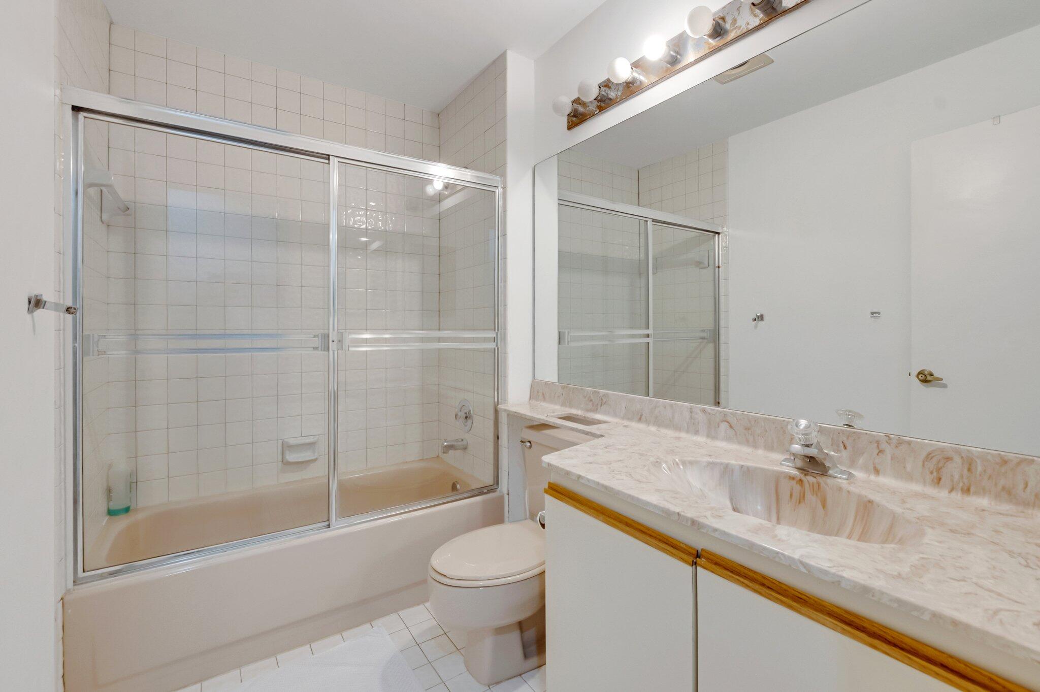 LA MIRADA AT BOCA POINTE CONDOS - Residential