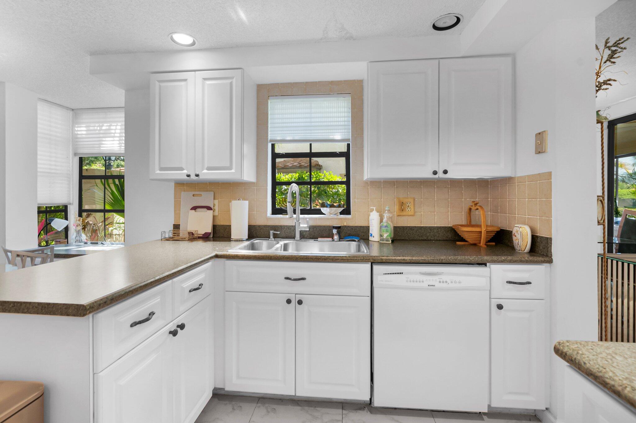 LA MIRADA AT BOCA POINTE CONDOS - Residential