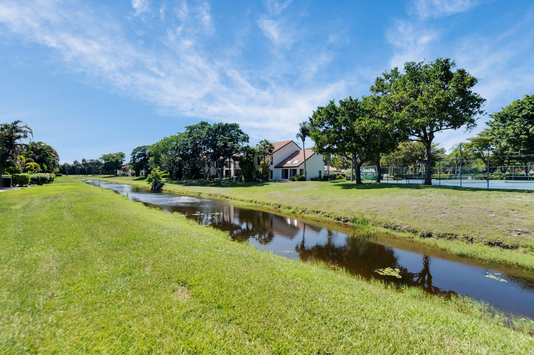 LA MIRADA AT BOCA POINTE CONDOS - Residential