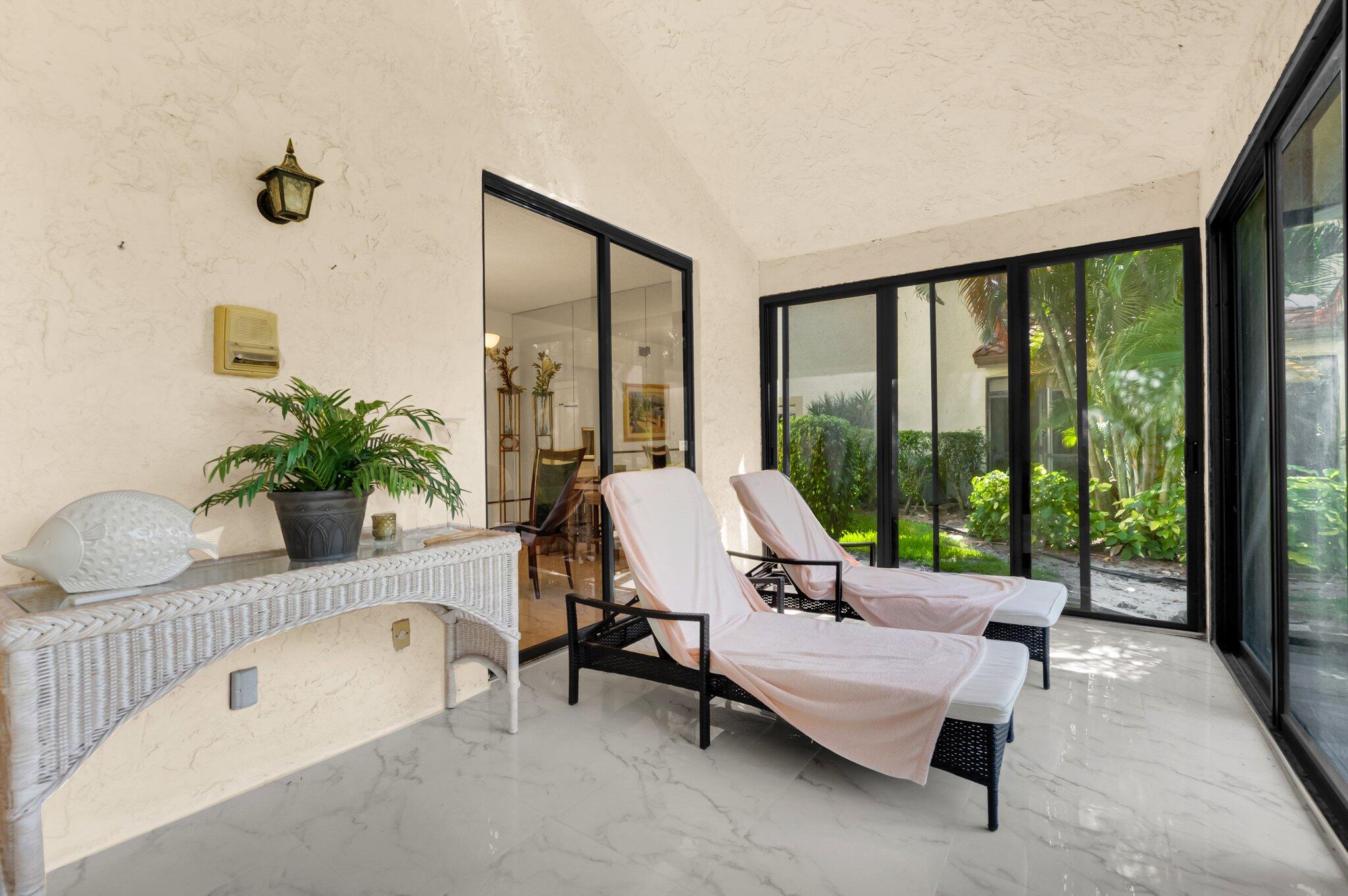 LA MIRADA AT BOCA POINTE CONDOS - Residential