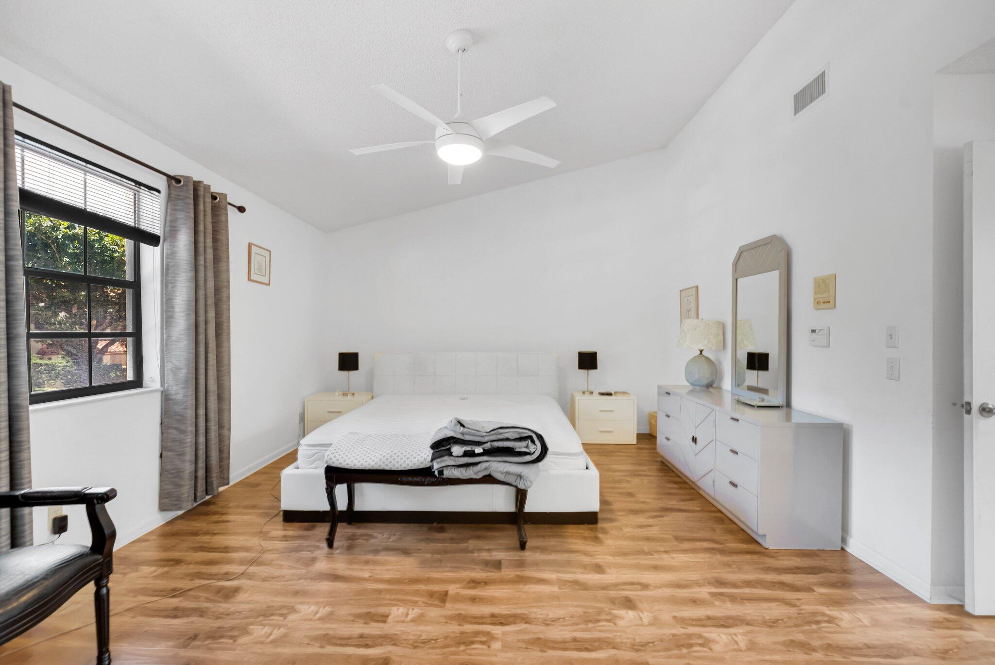 LA MIRADA AT BOCA POINTE CONDOS - Residential