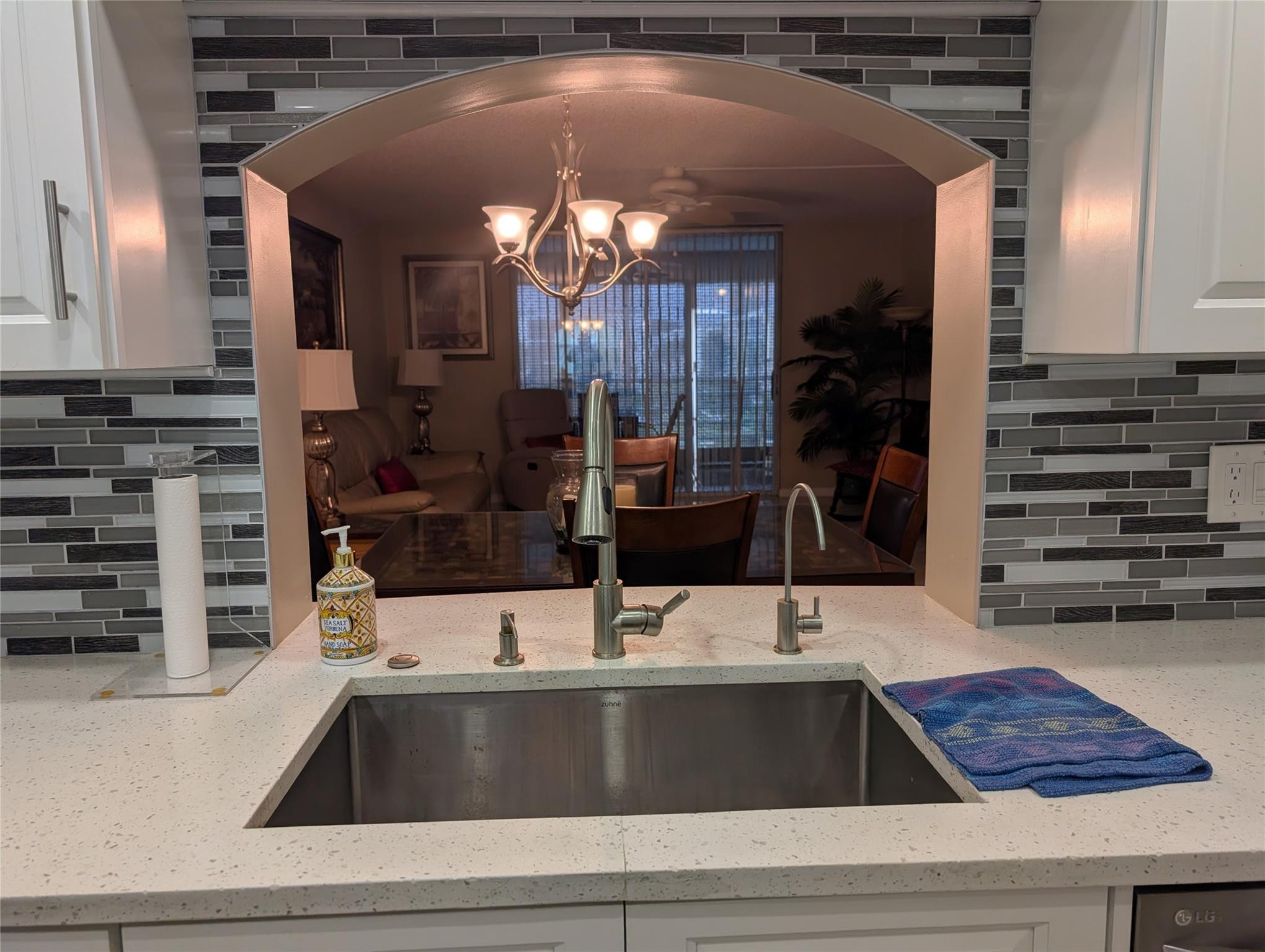 MEADOWBROOK LAKES CONDO - Residential