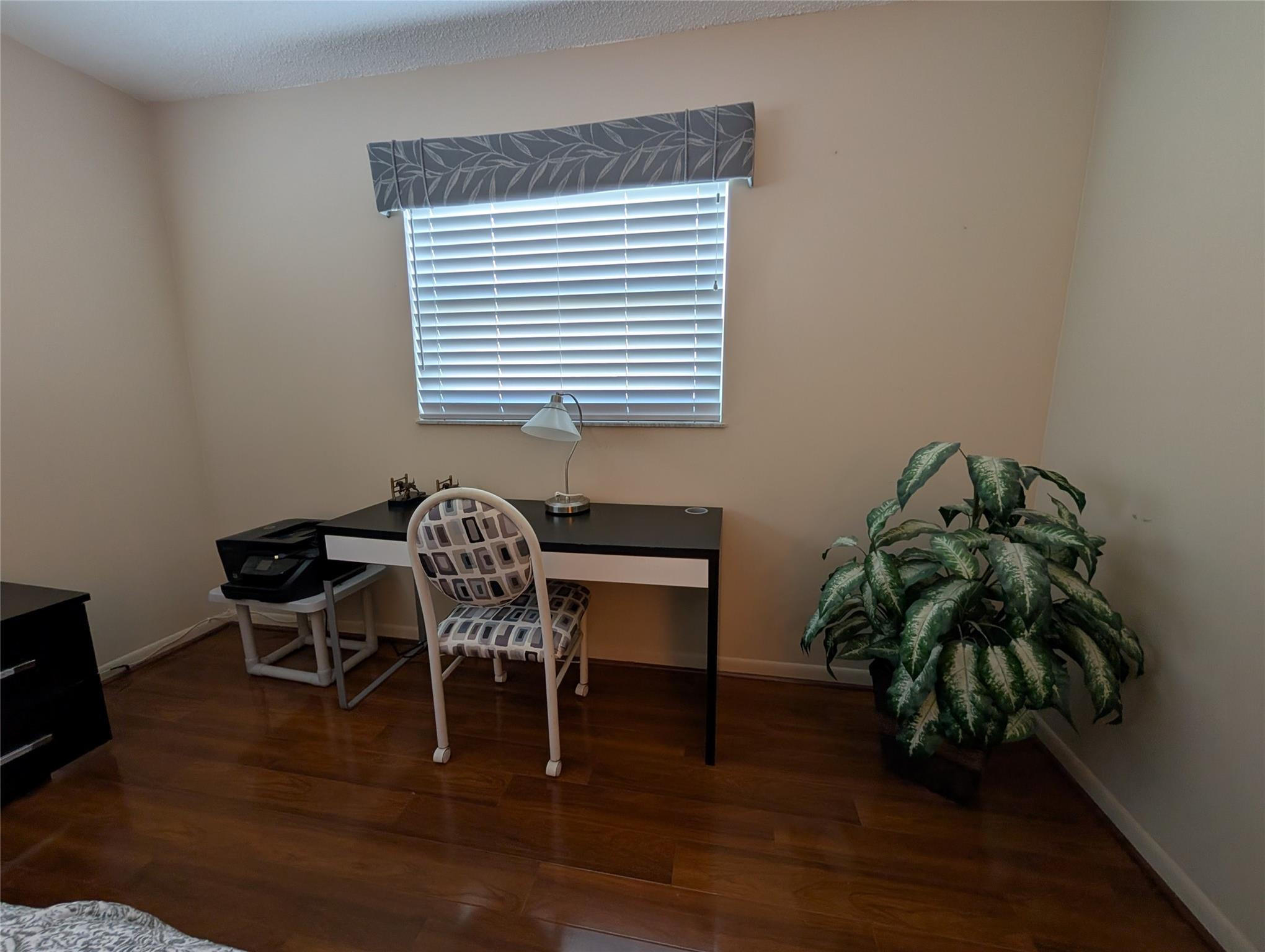 MEADOWBROOK LAKES CONDO - Residential