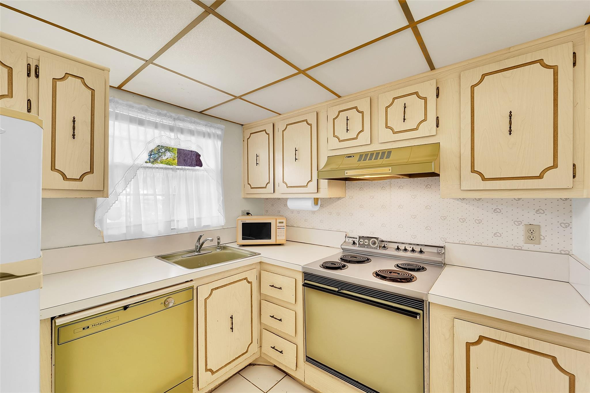 QUAIL RUN II - Residential