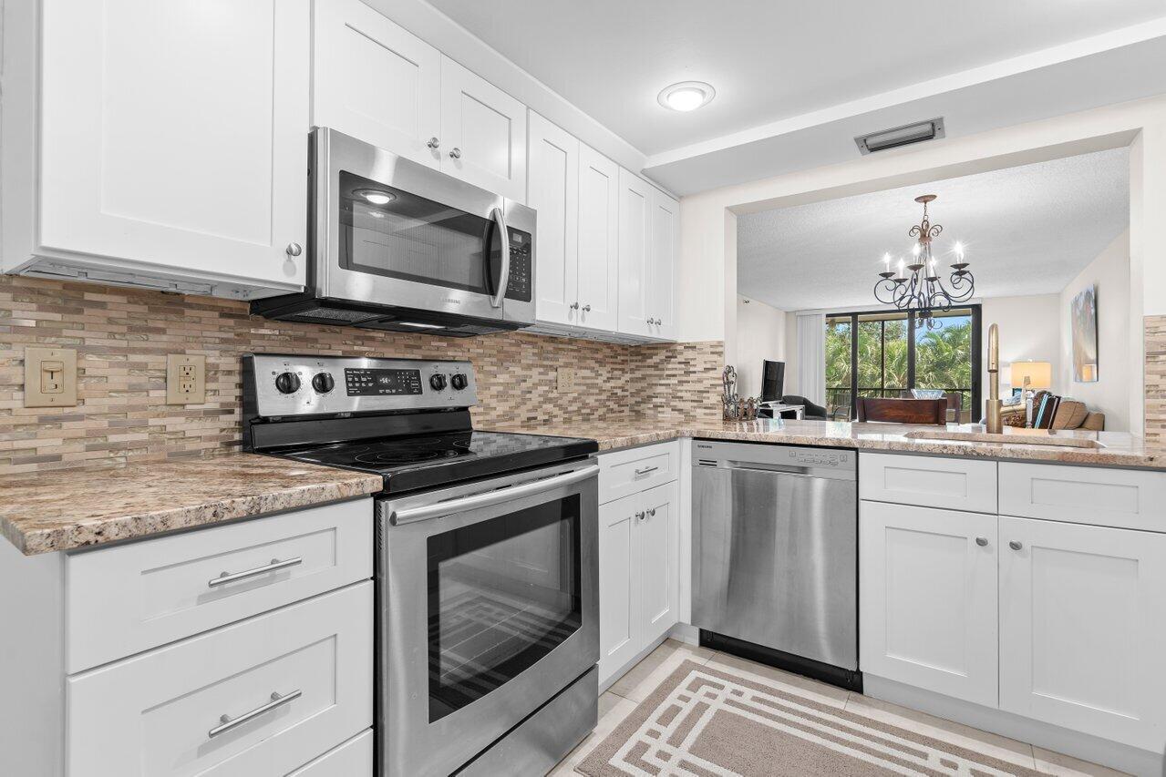 2070 Homewood Boulevard 4140