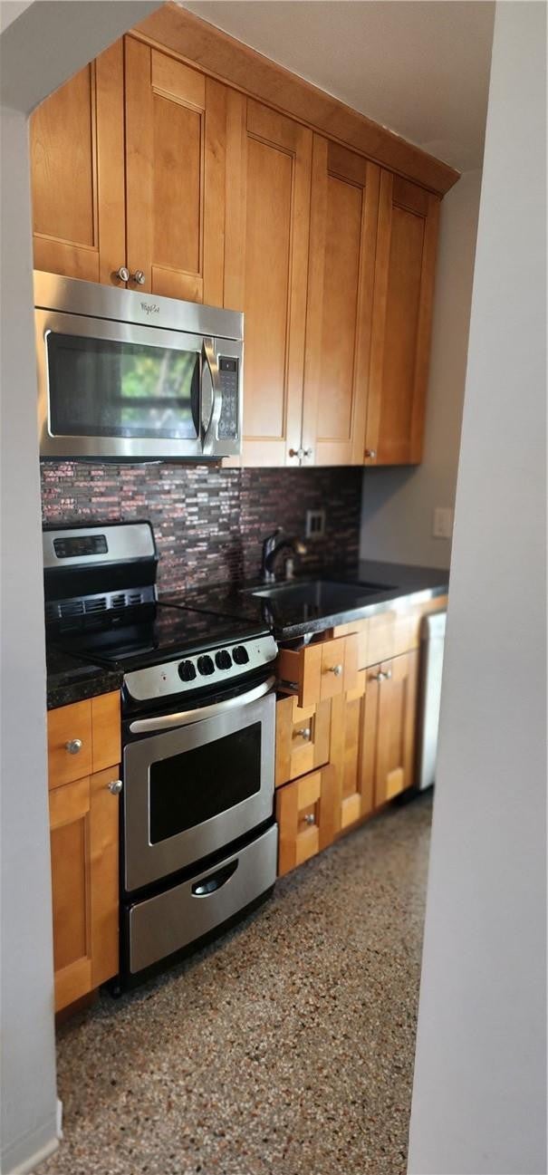Photo of 1313 NE 16th Terrace #1, Fort Lauderdale, FL 33304 (MLS # B26081911)