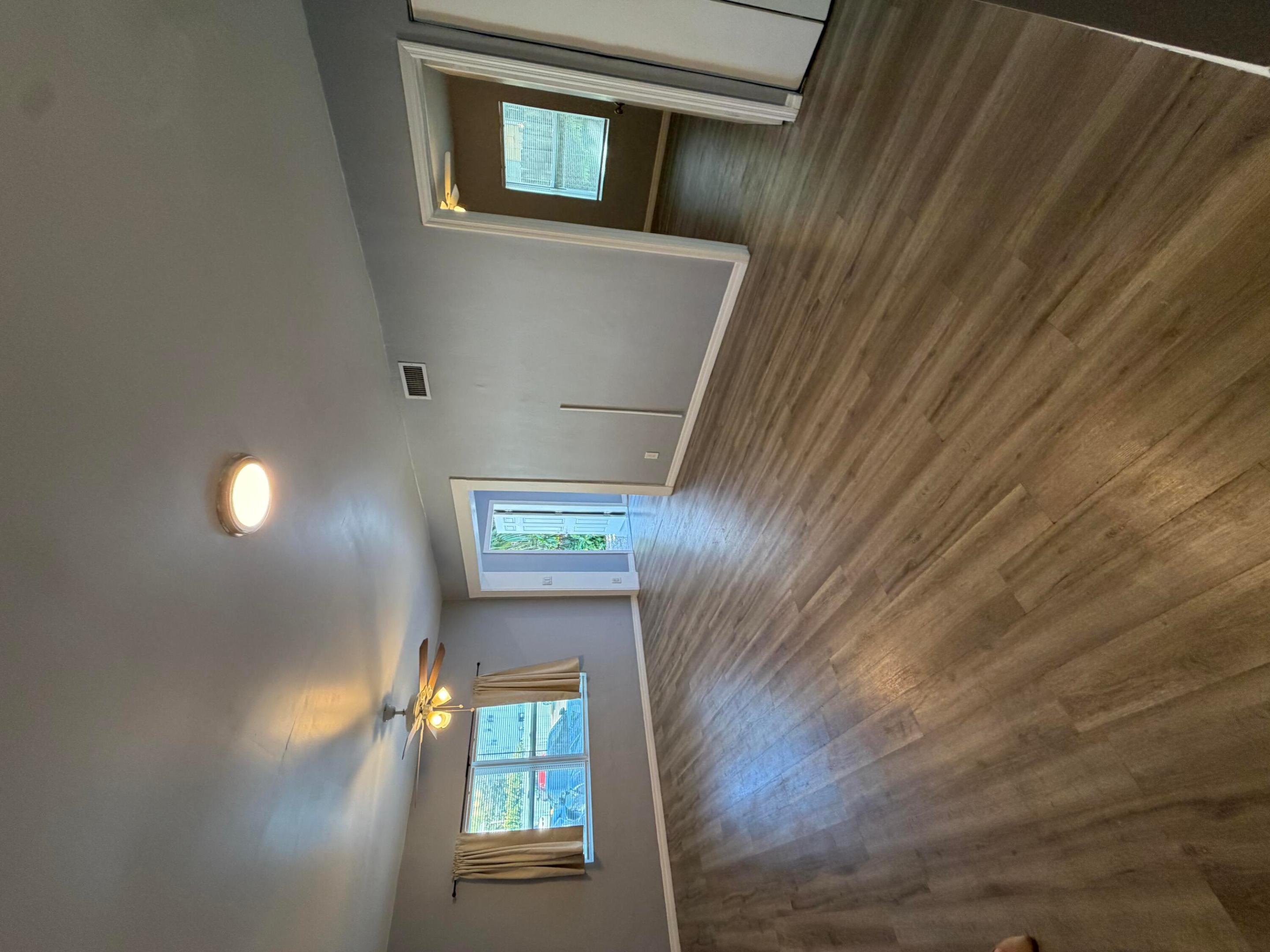 RIVERSIDE ADD AMEN PLAT - Residential