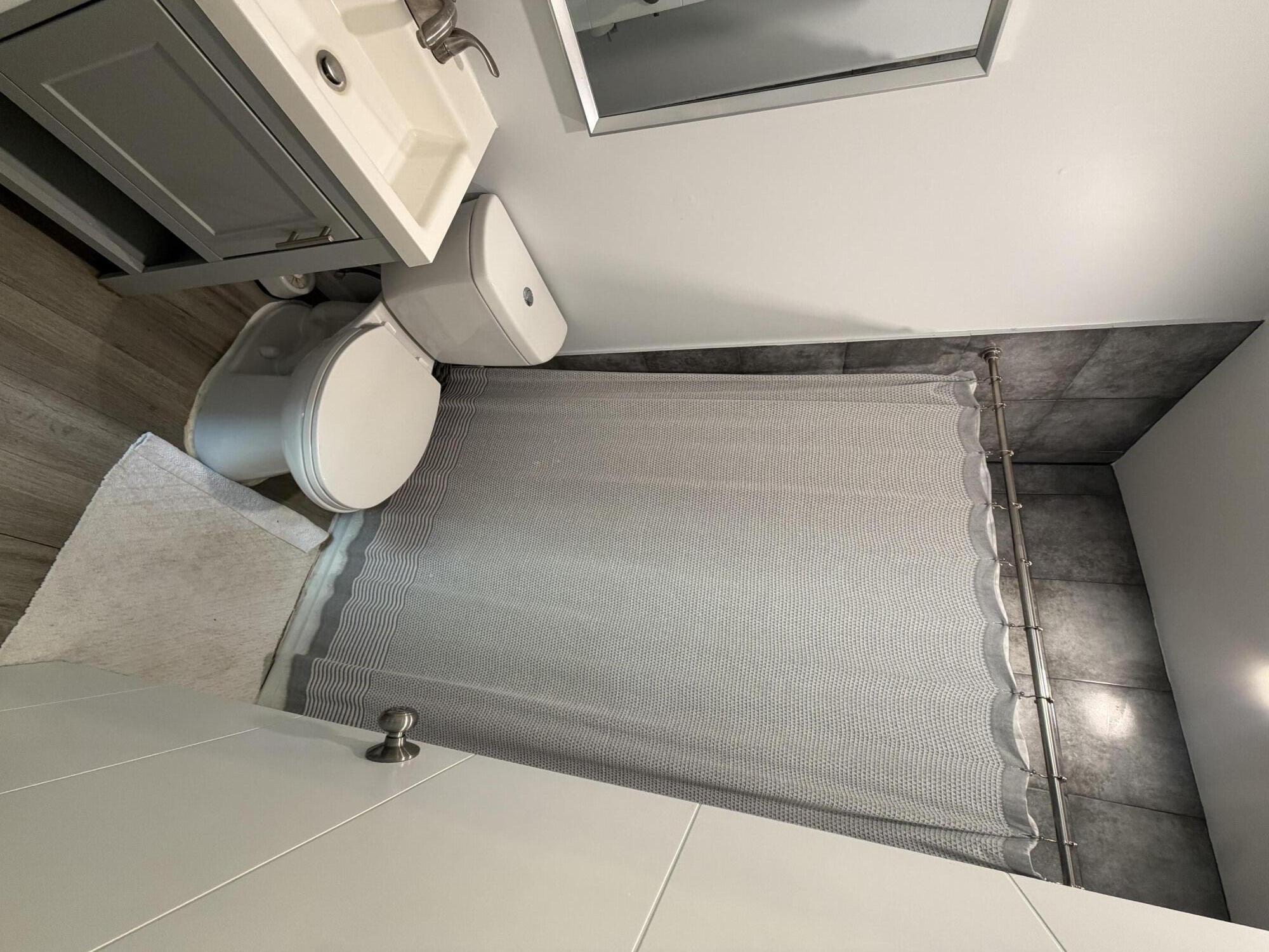 RIVERSIDE ADD AMEN PLAT - Residential