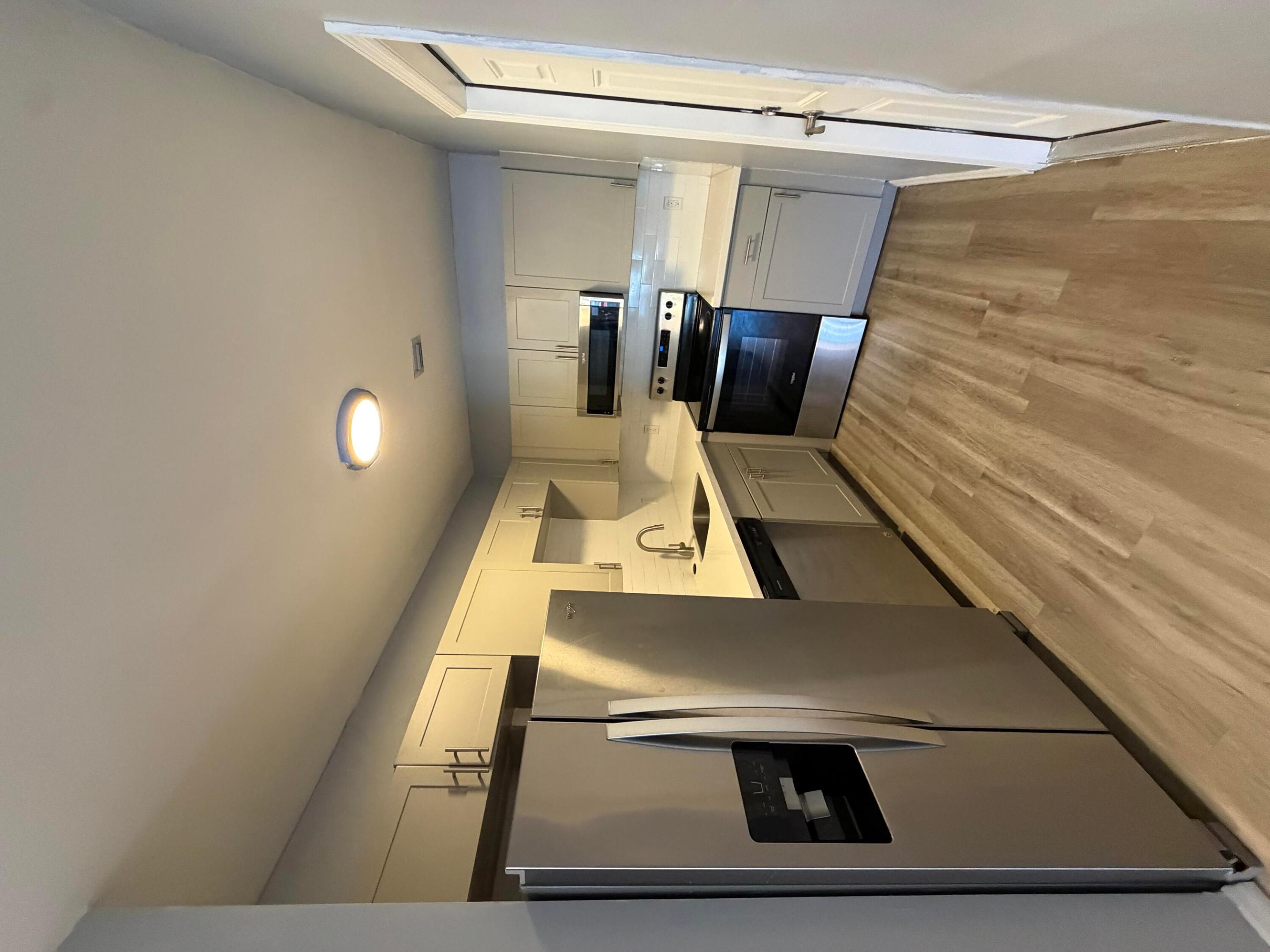 RIVERSIDE ADD AMEN PLAT - Residential