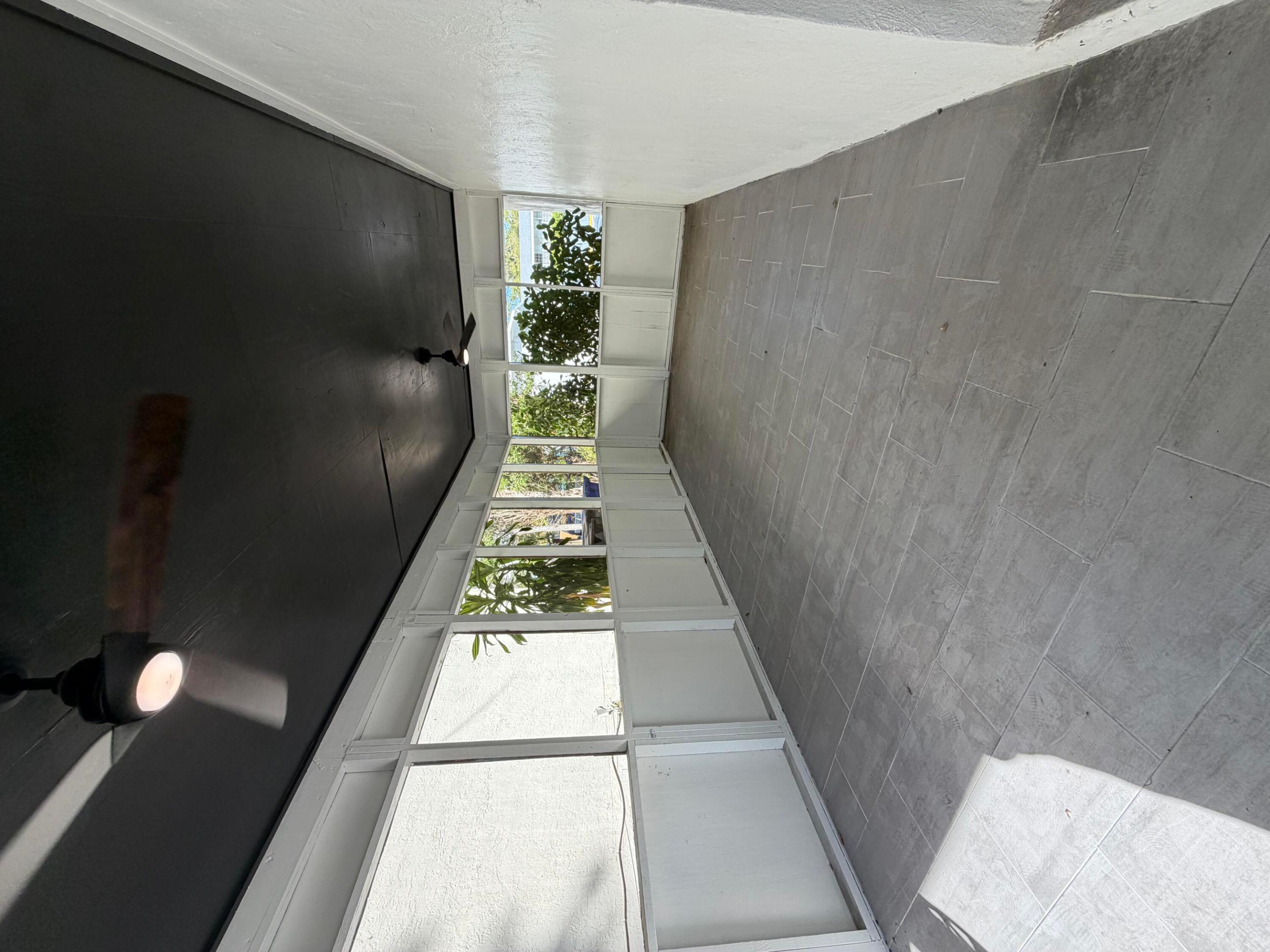 RIVERSIDE ADD AMEN PLAT - Residential