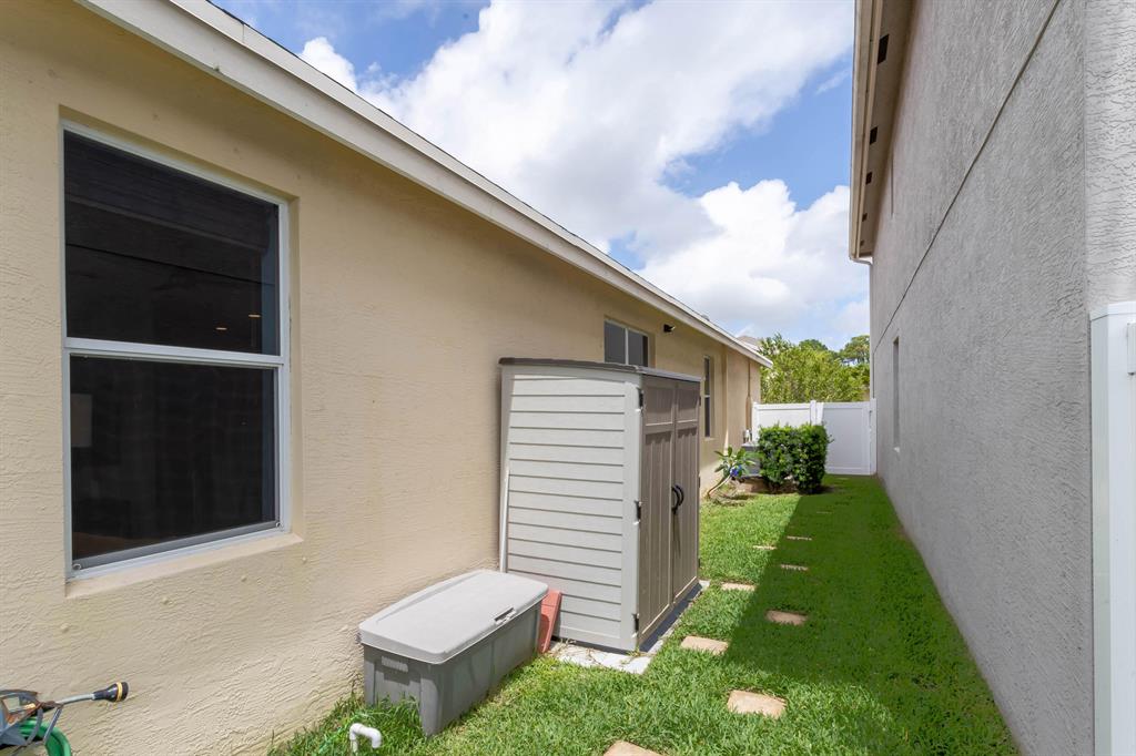 AUBURN PARK - Residential