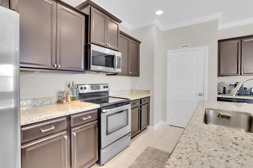 AUBURN PARK - Residential