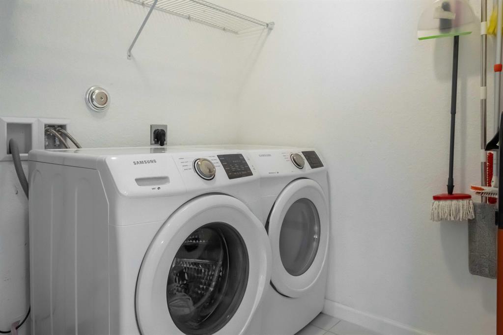 AUBURN PARK - Residential