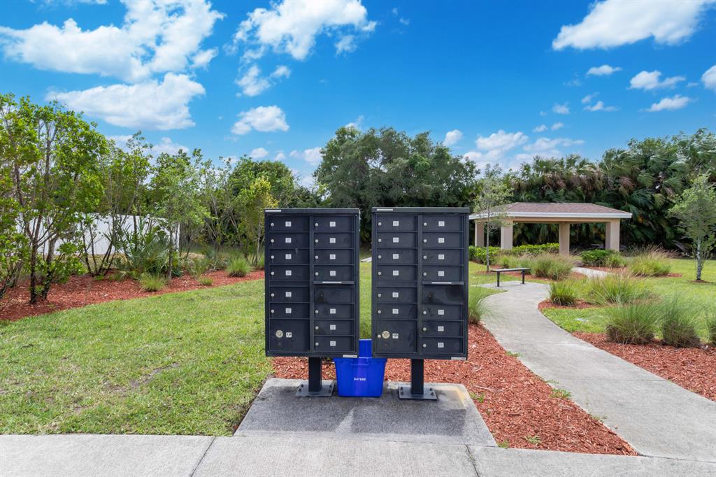 AUBURN PARK - Residential