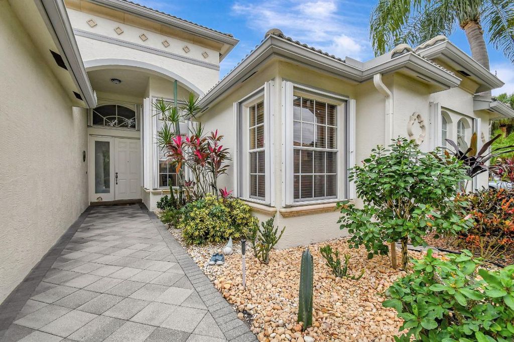 Photo of 7435 Greenport Cove, Boynton Beach, FL 33437 (MLS # R11037677)