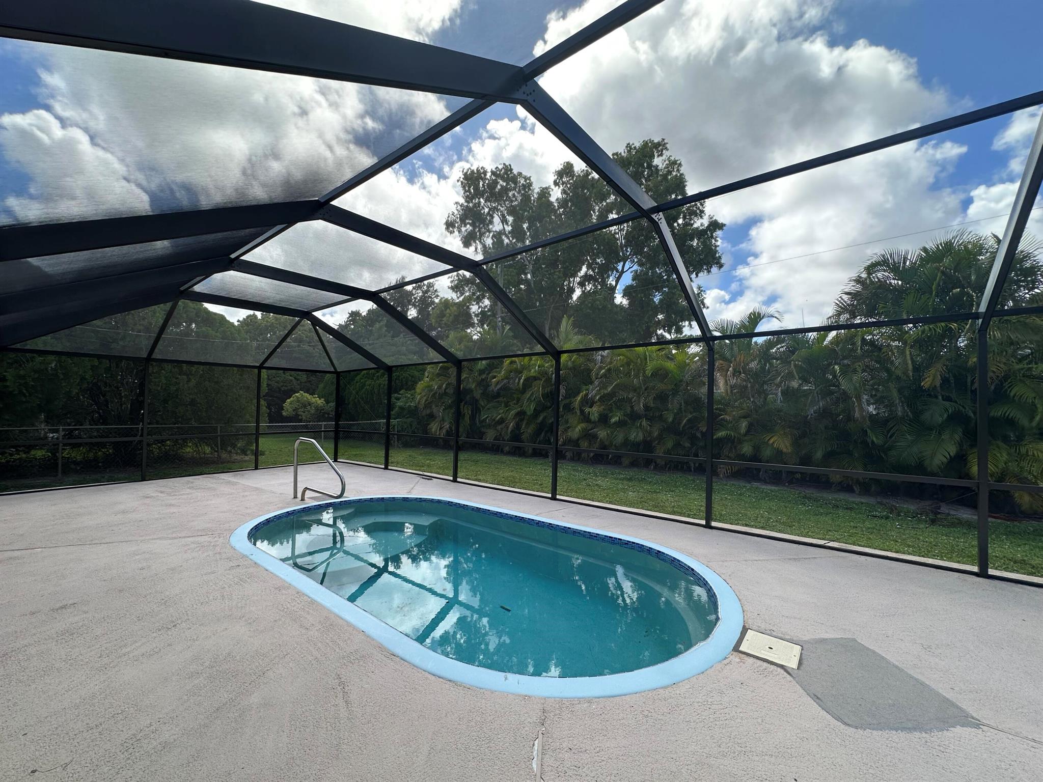PORT ST LUCIE SECTION 13 - Residential Lease