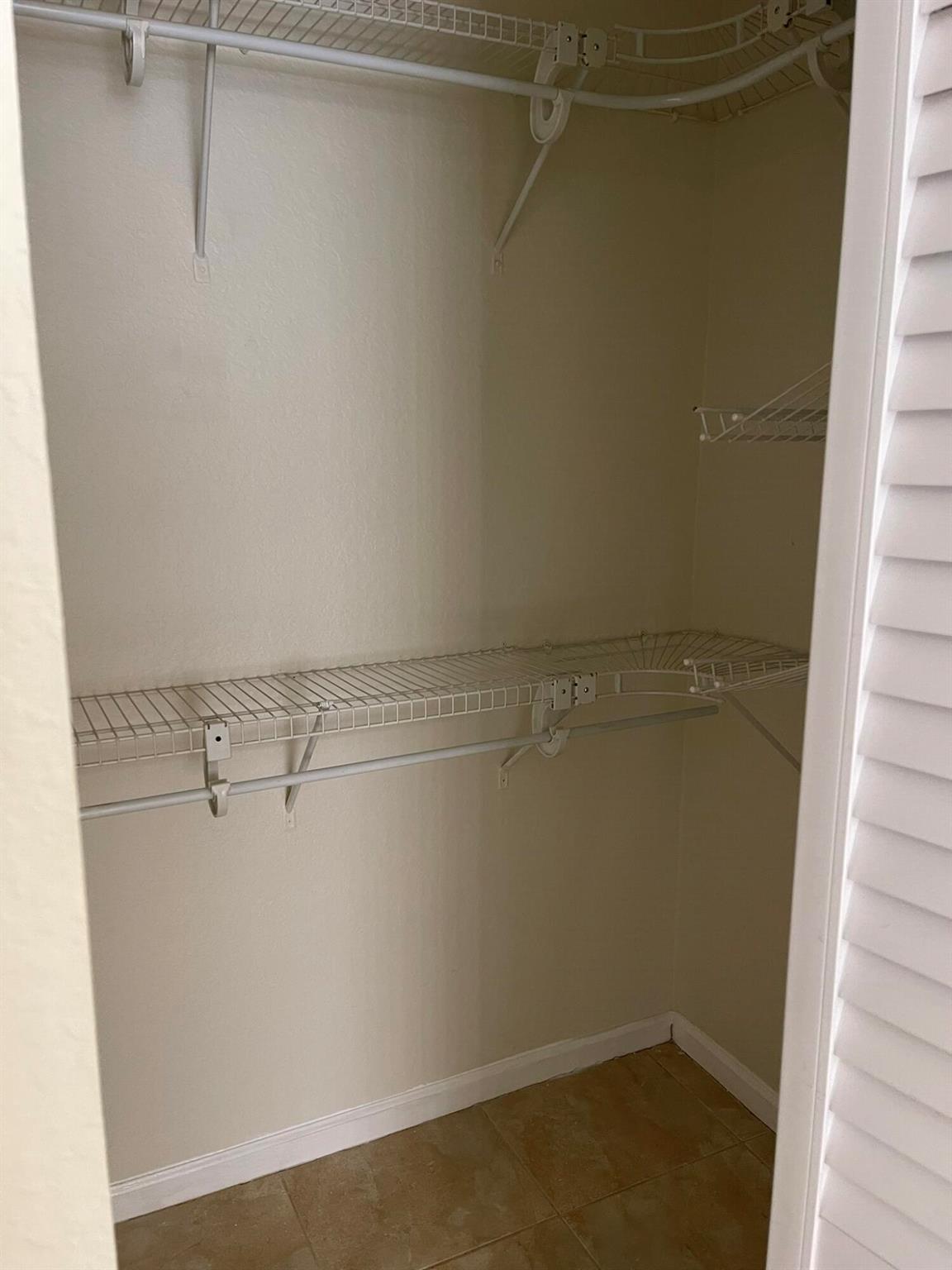 PINE NEDDLE PARK - Residential Lease