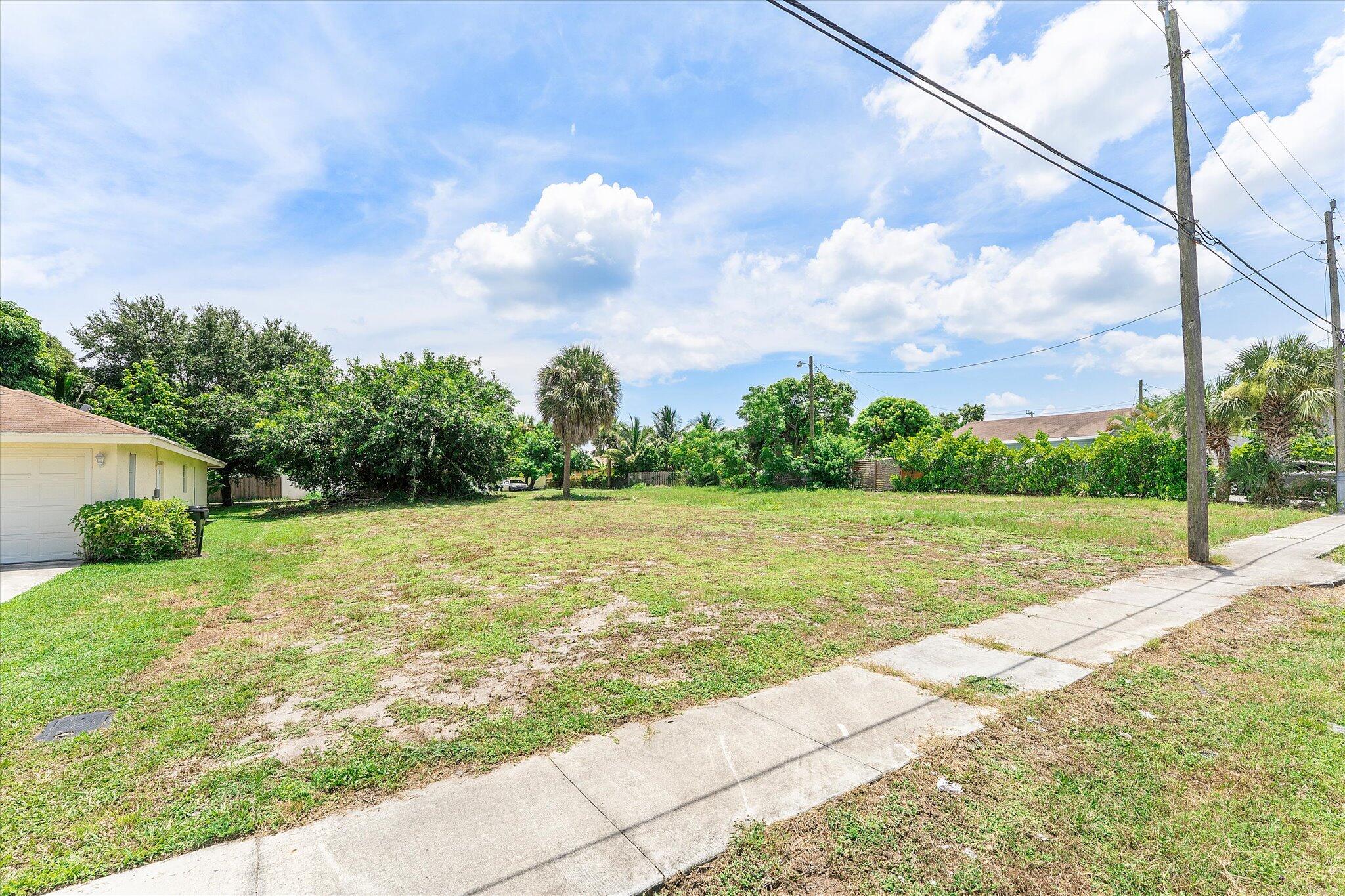 229 SW 6th Avenue