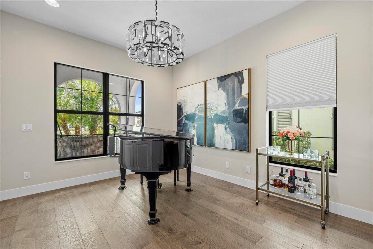 ALTON NEIGHBORHOOD - Residential