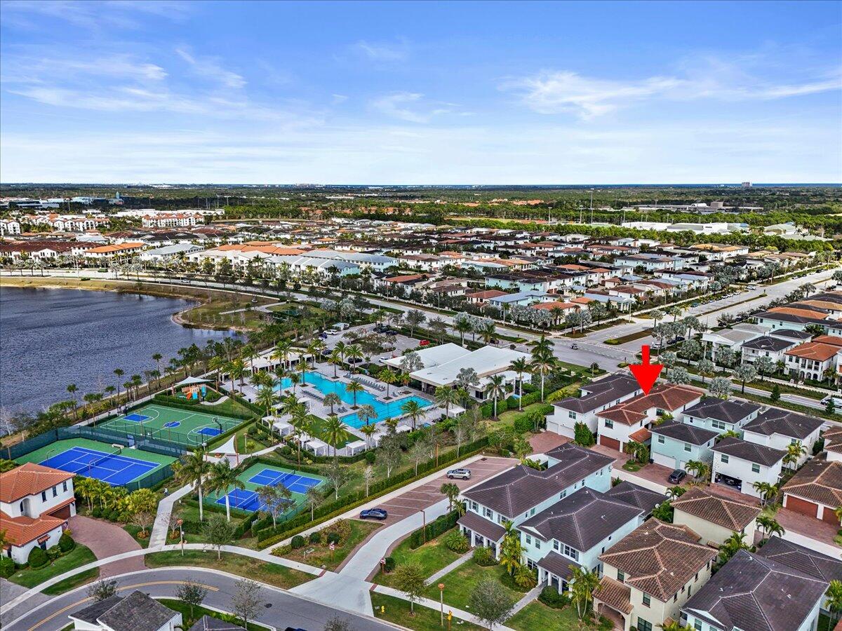 ALTON NEIGHBORHOOD - Residential