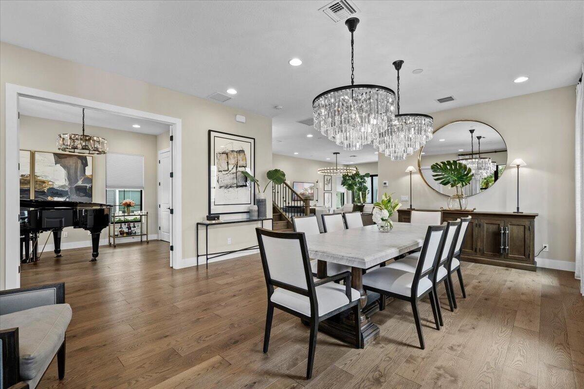 ALTON NEIGHBORHOOD - Residential