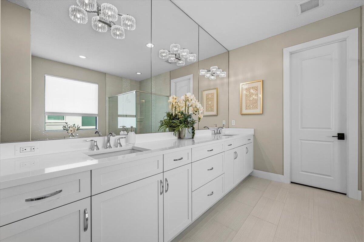 ALTON NEIGHBORHOOD - Residential