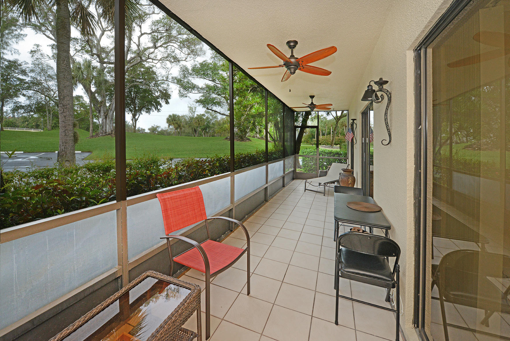 HIDDEN WOODS OF DEER CREEK CONDO - Residential