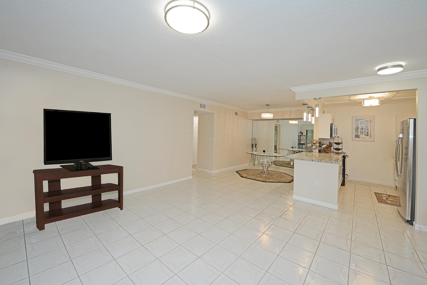 HIDDEN WOODS OF DEER CREEK CONDO - Residential