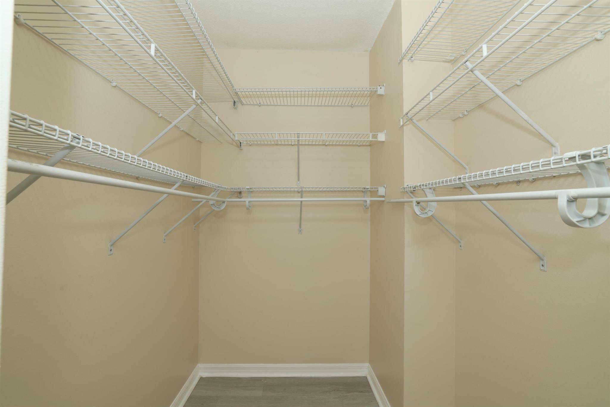 EMERALD ISLE AT LAGUNA LA - Residential Lease