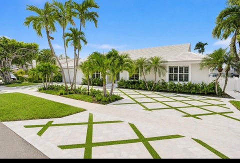 Tiny photo for 885 Nafa Drive, Boca Raton, FL 33487 (MLS # B26019685)