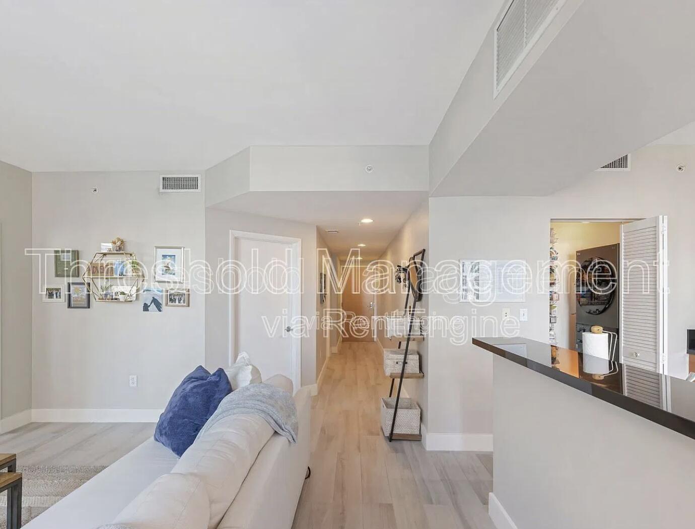 VIZCAYNE SOUTH CONDO - Residential Lease