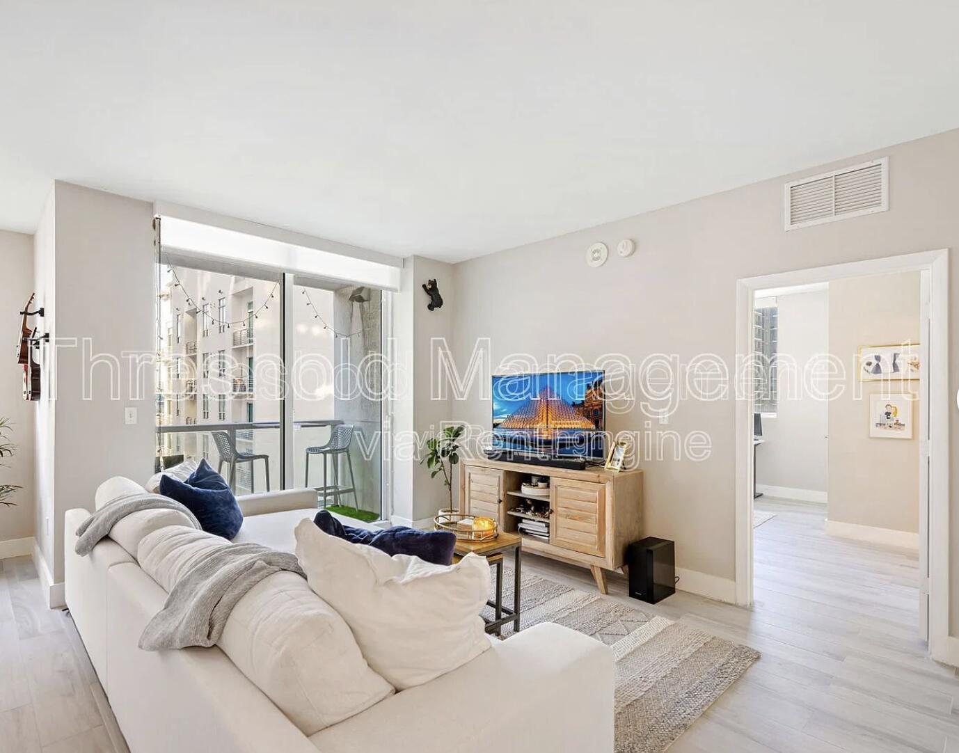 VIZCAYNE SOUTH CONDO - Residential Lease